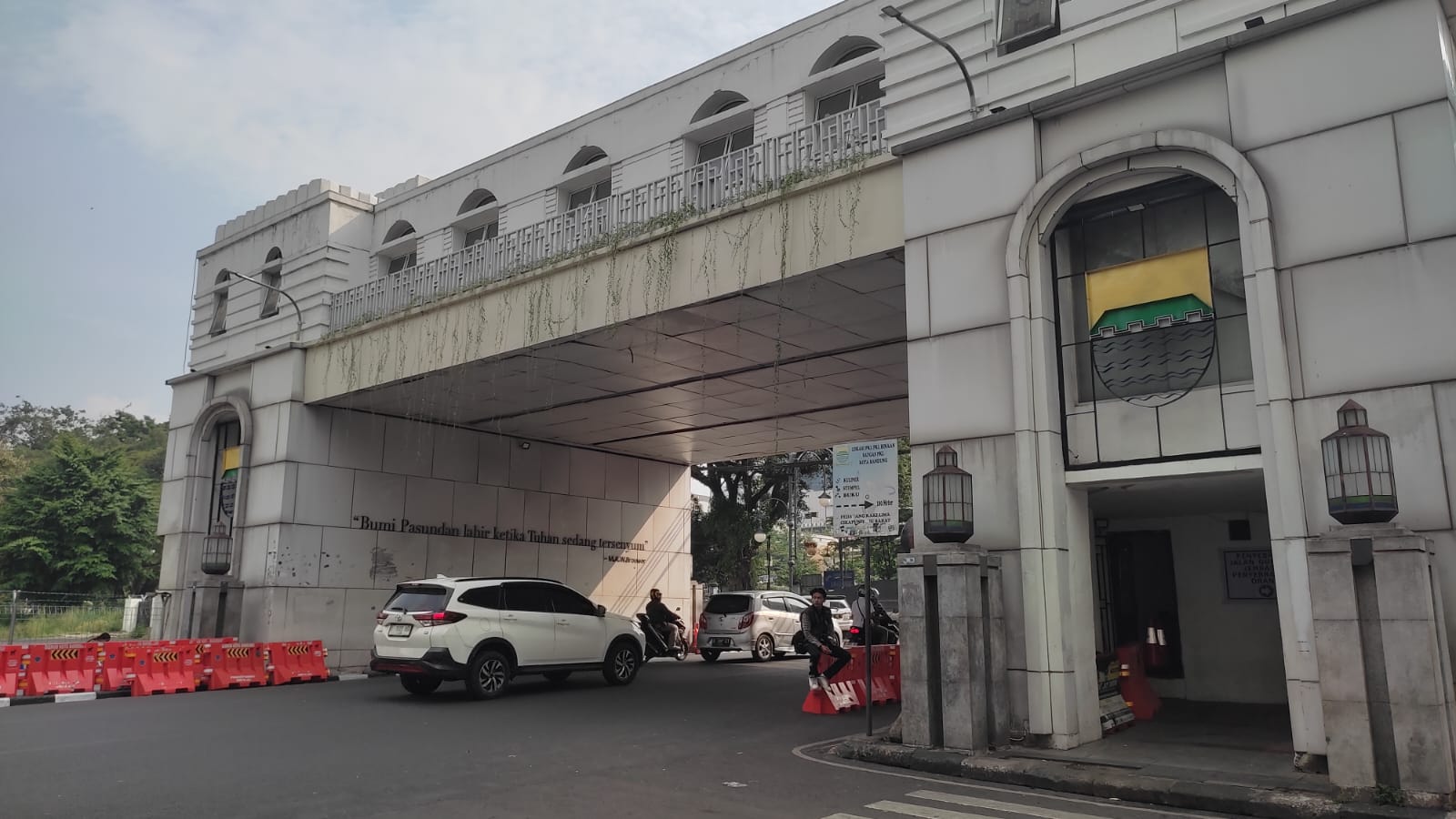 Jembatan Asia Afrika Destinasi Fotogenik Dengan Sentuhan Sejarah Di