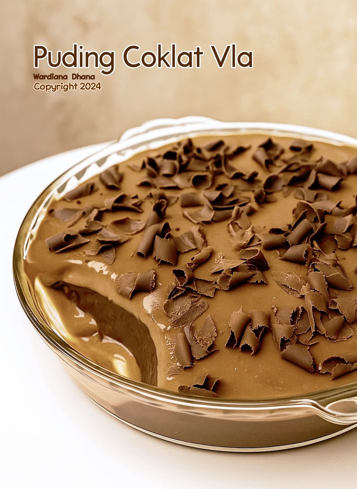 <p>Resep puding coklat vla lembut dan lumer, cocok untuk pemula. Panduan lengkap dengan tips agar tekstur kenyal dan creamy. Foto WA Sajian Lezat.</p>
