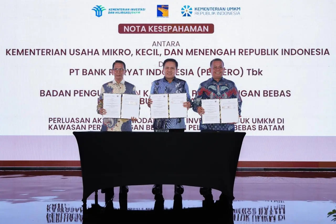 <p>Penandatanganan nota kesepahaman antara Kementerian UMKM dan Badan Pengusahaan (BP) Batam serta&nbsp;PT Bank Rakyat Indonesia&nbsp;(BRI) di Batam, Kepulauan Riau, Kamis, 29 Januari 2026. (Dok. Kementerian UMKM)</p>
