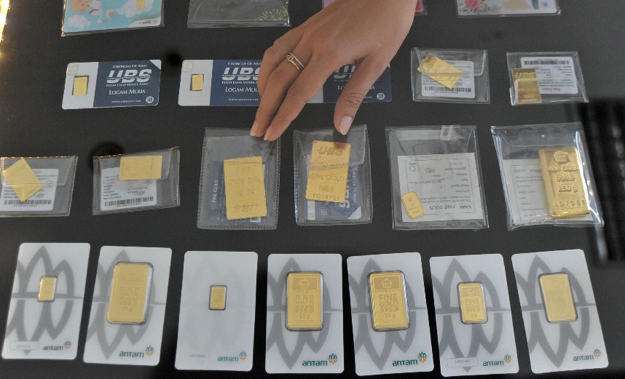 <p>Simak update harga emas Antam hari ini yang mengalami kenaikan signifikan sebesar Rp72.000.</p>
