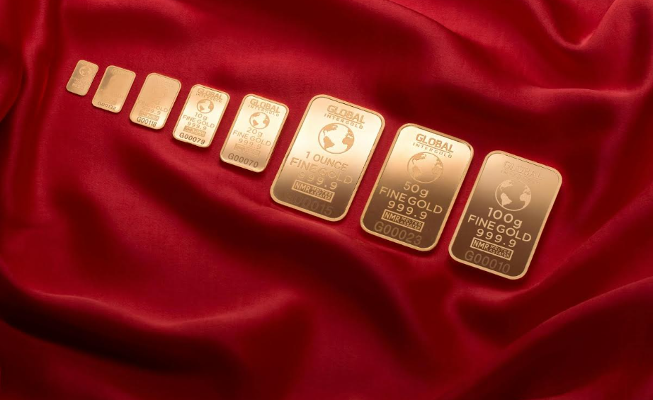 <p>Harga emas Antam turun hari ini! Cek update lengkap semua pecahan dan buyback terbaru 15 November 2025 sebelum memutuskan beli atau jual.</p>
