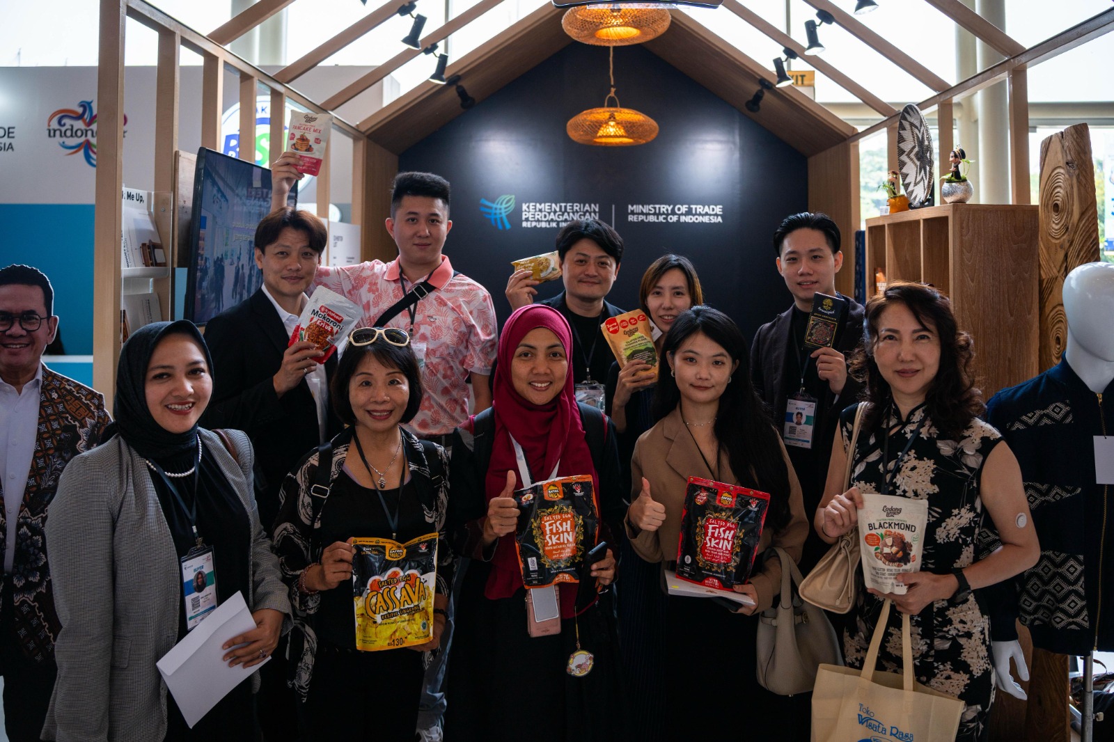 <p>Selain waralaba kopi, KDEI Taipei juga memperkenalkan para buyer kepada sejumlah merek makanan dan minuman Indonesia lainnya yang berpotensi masuk ke pasar Taiwan.  (Dok. Kemendag)</p>

<p> </p>
