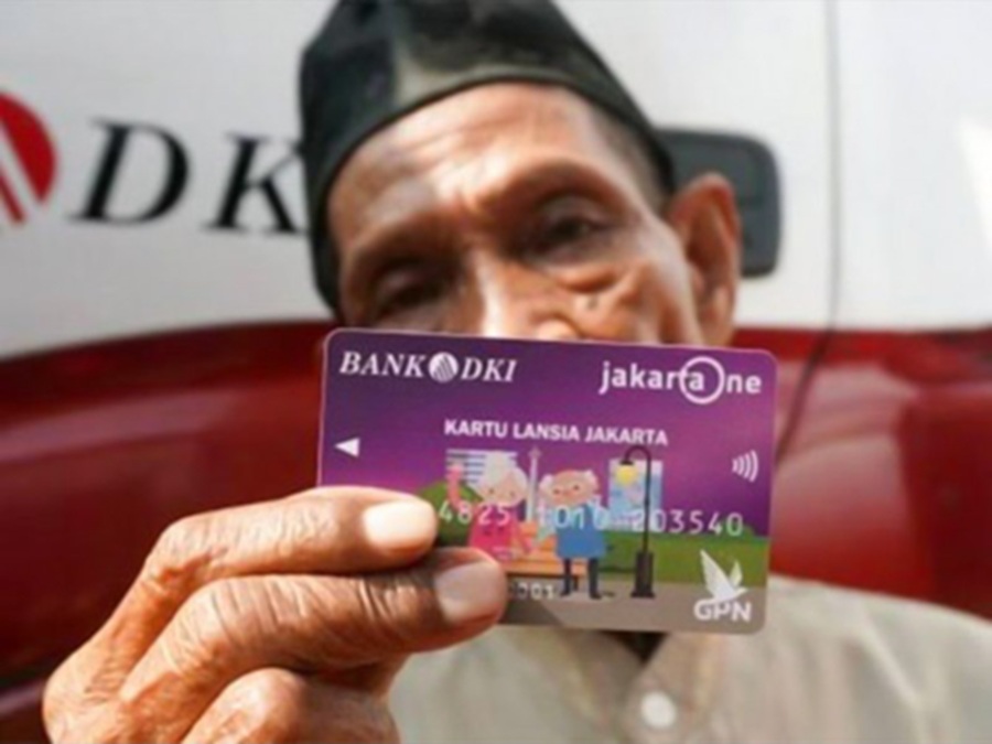 <p>Ilustrasi penerima manfaat bansos DKI Jakarta. Simak cara cek status penerima KLJ, KAJ, dan KPDJ, serta prosedur pengambilan dana bantuan di bank DKI.</p>
