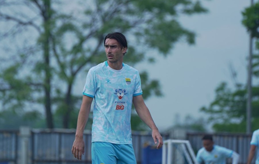 <p>Penyerang Persib, Andrew Jung lebih mementingkan kemenangan tim. (Foto: Persib).</p>
