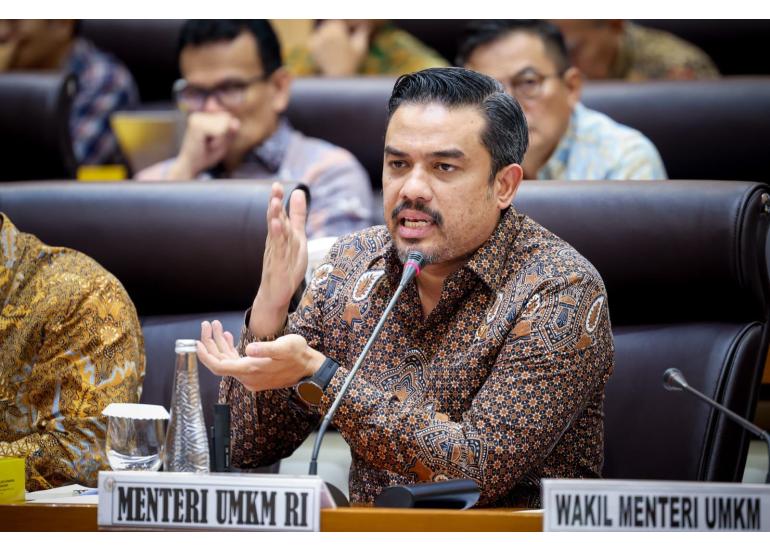 <p>Menteri UMKM Maman Abdurrahman mengeluarkan seruan penting kepada seluruh pemerintah daerah untuk memberdayakan UMKM secara masif dan berkelanjutan. (Dok.Kementerian UMKM)</p>
