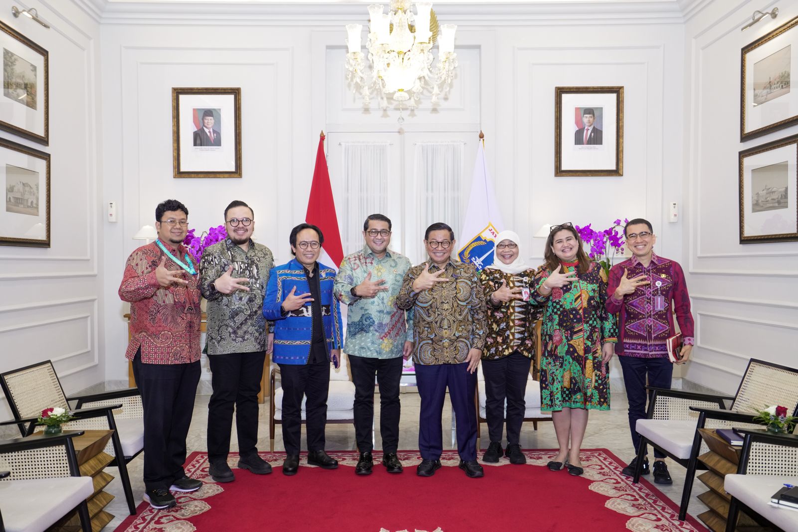 <p>Menteri Ekraf Teuku Riefky Harsya&nbsp;dalam&nbsp; pertemuan dengan Gubernur DKI Jakarta Pramono Anung di Balai Kota Jakarta, Kamis, 8 Januari 2026. (Dok.&nbsp;kementerian Ekraf/ Badan Ekraf)</p>
