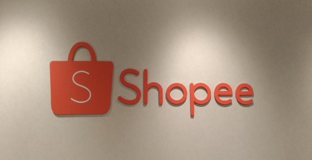 <p>Mau cuan dari rumah? Pelajari trik Shopee Affiliate ala Hendra Setyo: pilih produk laris, manfaatkan live streaming & hashtag viral, dan raih penghasilan jutaan rupiah tiap hari!</p>

