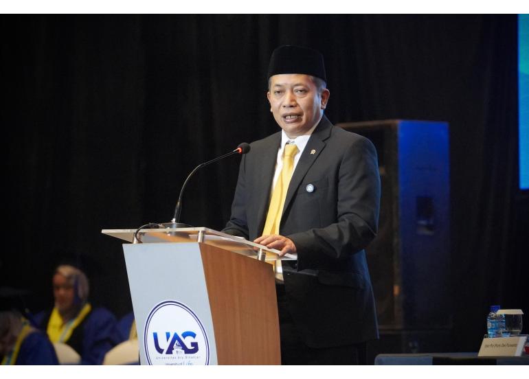 <p>Menteri Koperasi (Menkop) Ferry Juliantono pada acara Wisuda ke-9 Universitas Ary Ginanjar (UAG) di Menara 165, Jakarta, Rabu, 10 September 2025. (Dok. Kemenkop)</p>
