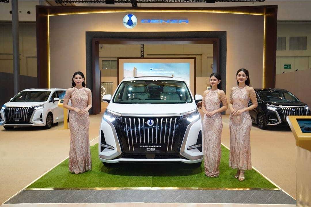 <p>D9 sebagai model pertama yang dibawa oleh DENZA ke pasar otomotif tanah air memperkenalkan standar baru dalam kenyamanan dan kemewahan sebuah MPV listrik, dan menjadi penanda era baru MPV listrik premium di Indonesia. (Dok. PT BYD Motor Indonesia)</p>

<p> </p>
