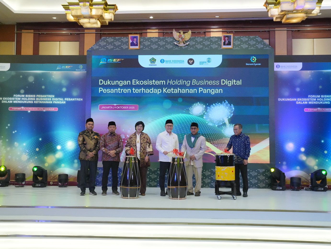 <p>Bank Indonesia bersama Kementerian Koordinator Bidang  Pangan didukung Direktorat Jenderal Pendidikan Islam Kementerian Agama, meluncurkan program Dukungan Ekosistem Holding Business Digital Pesantren, di Jakarta, Kamis, 9 Oktober 2025. (Dok. Bank Indonesia)</p>
