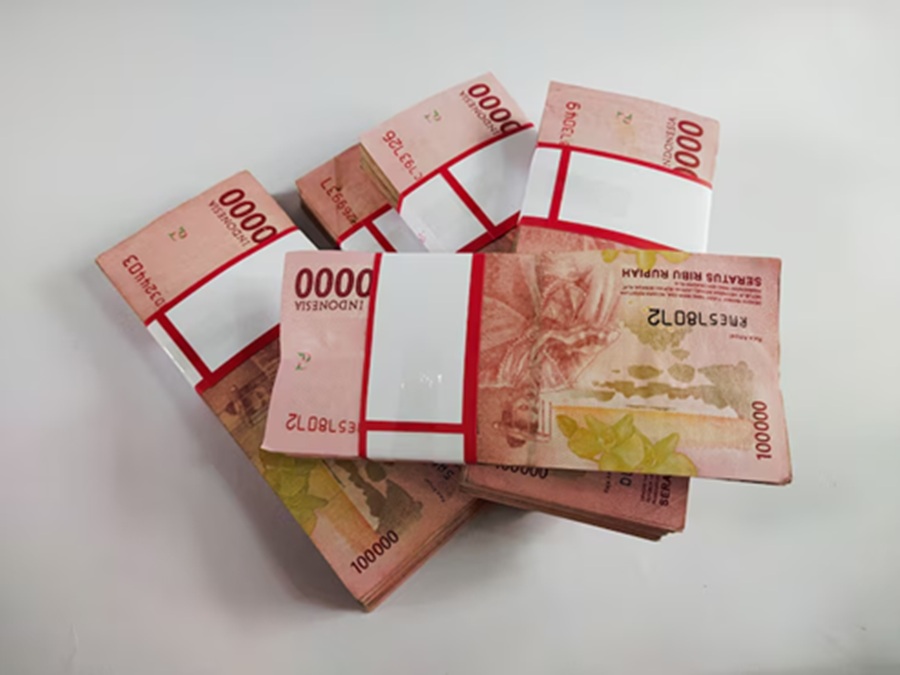 <p>Ilustrasi uang rupiah. Berikut ini informasi jadwal pencairan gaji pensiunan dan gaji ke-13 PNS hingga besarannya. (Foto: Freepik).</p>

