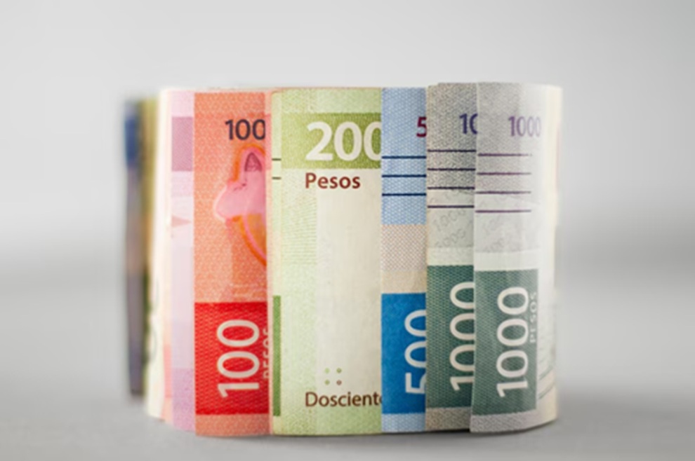 <p>Ilustrasi uang rupiah. Berikut ini jadwal pencairan bansos PKH dan BPNT untuk bulan Juni 2025, simak cara cek status penerima di situs resmi atau aplikasi Cek Bansos. (Foto: Freepik).</p>

