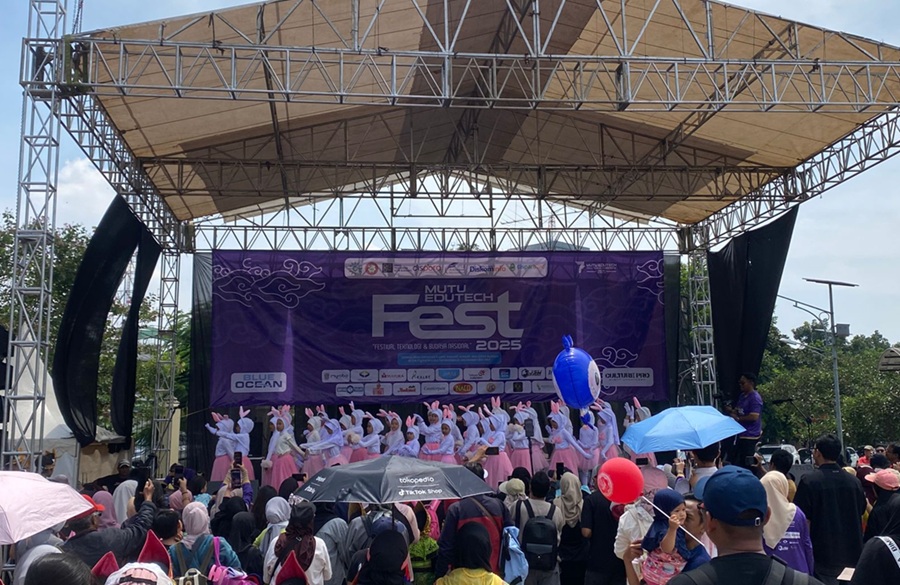 <p>Mutu Edutech Fest 2025 SD Muhammadiyah 7 Bandung sukses digelar di Area Sport Jawa Barat, Arcamanik.</p>
