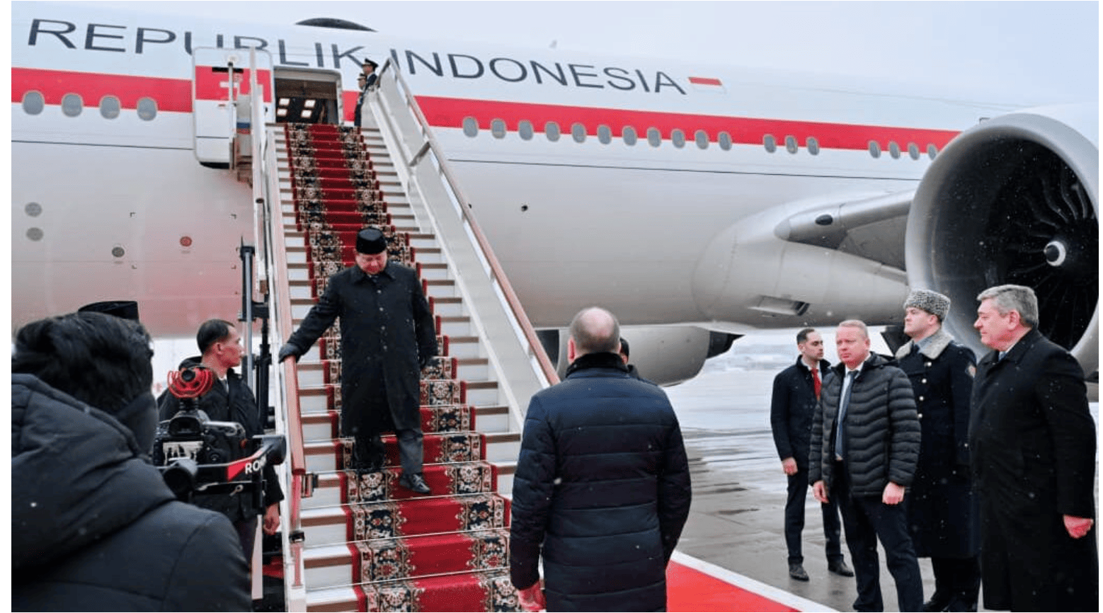 <p>Presiden Prabowo Subianto tiba di Moskow, Rusia pada Rabu, 10 Desember 2025, sekitar pukul 10.50 waktu setempat setelah menempuh perjalanan dari Islamabad, Pakistan. (Dok. BPMI Setpres/Laily Rachev)</p>

