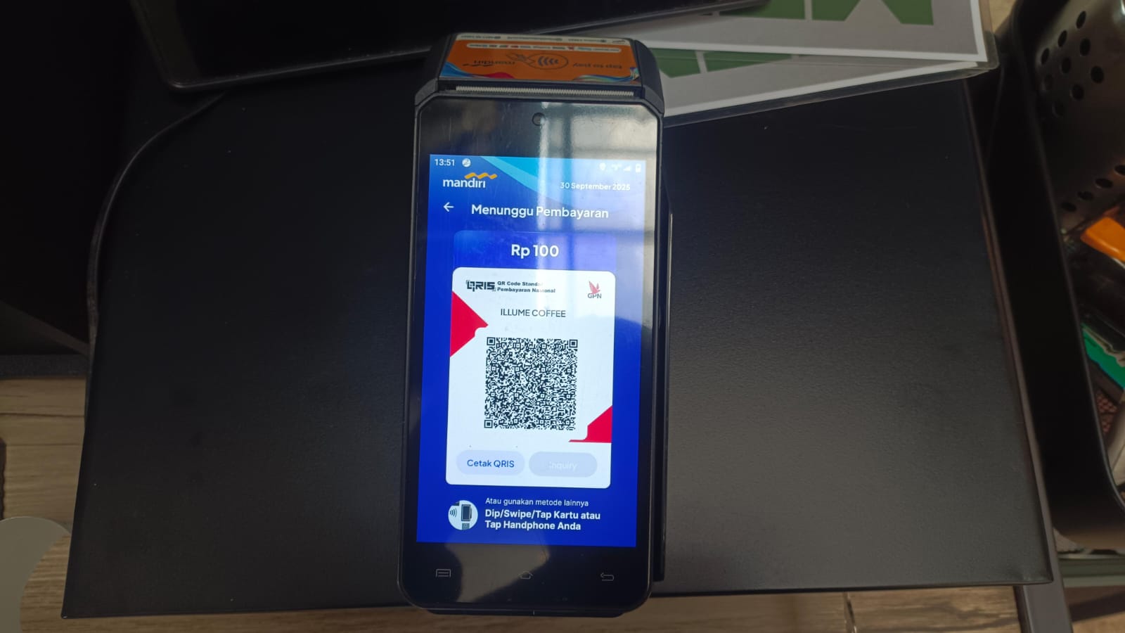 <p>Praktis pakai dompet digital, tapi cash bikin lebih hemat? Ini dilema Generasi Z di 2025!</p>
