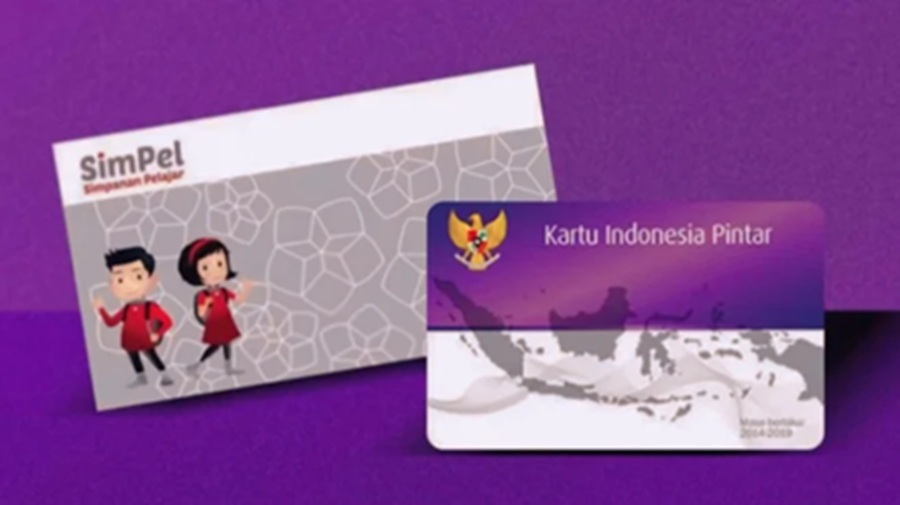 <p>Ilustrasi kartu ATM dan buku tabungan SimPel. Berikut panduang lengkap aktivasi rekening PIP, jangan sampai dana bantuan pendidikan hangus.</p>
