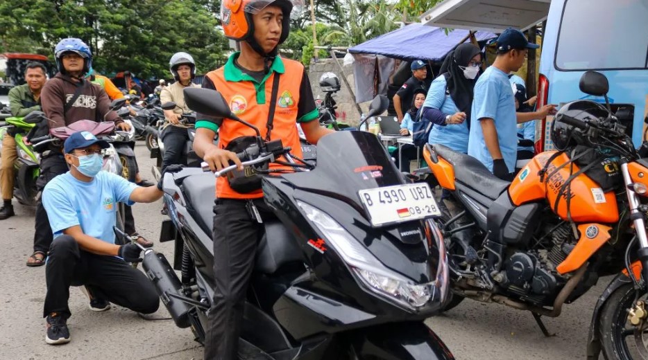 <p>Ilustrasi pemutihan Pajak Kendaraan Bermotor (PKB) Jakarta 2025. Menjelang HUT ke-496 Jakarta dan HUT Kemerdekaan RI ke-80 pemerintah Jakarta memberikan pemutihan Pajak Kendaraan Bermotor (PKB) mulai hari ini hingga 31 Agustus 2025. Foto: Antara News </p>
