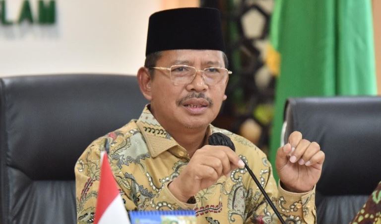 <p>Ilustrasi Dirjen Pendidikan Islam Amin Suyitno sedang memberikan pengarahan. Kemenag hadirkan insentif Rp250 ribu/bulan untuk dosen Ma’had Aly! Cek syarat lengkap dan cara daftar di aplikasi SIKAP sekarang juga! Foto Kemenag.</p>
