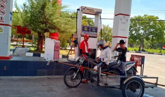 <p>Cek daftar harga BBM Pertamina 1 September 2025: Pertamax Turbo, Pertamina Dex, Dexlite & BBM subsidi di seluruh SPBU Indonesia. Foto rizki laelani.</p>

