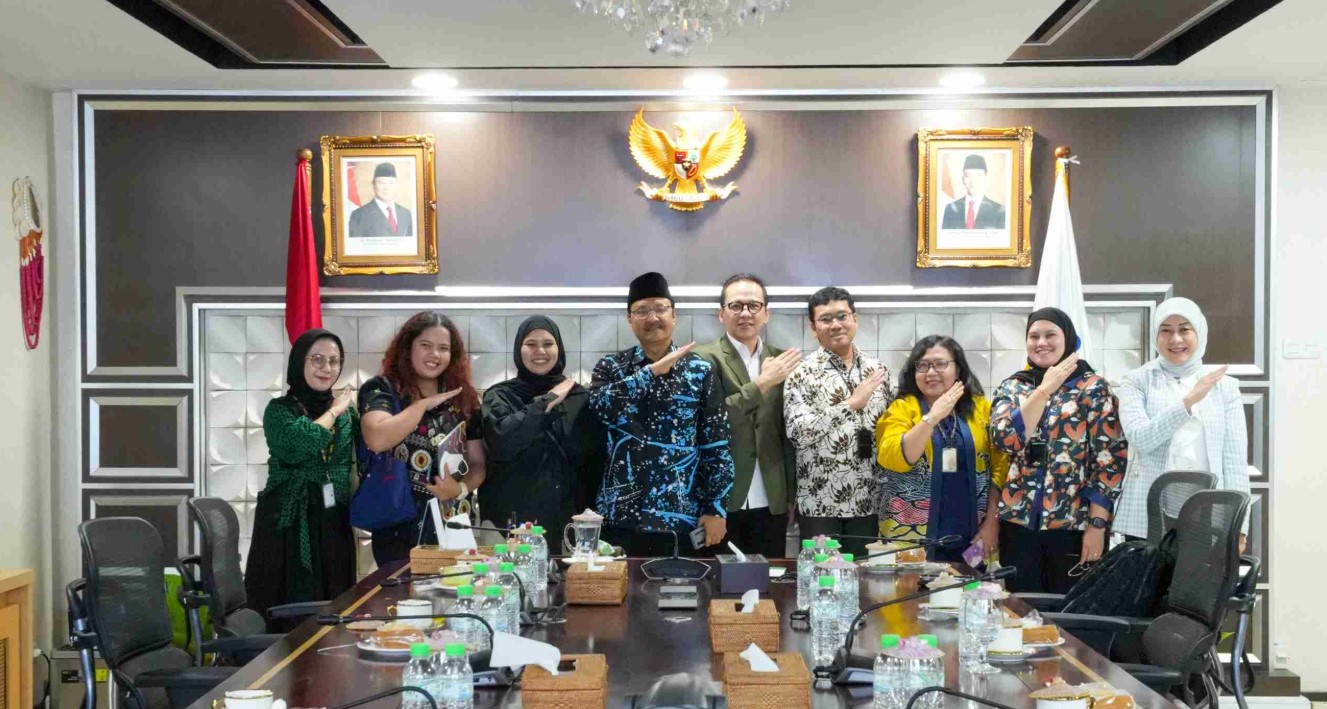 <p>Ilustrasi Kabar baik dari Kemensos! Bantuan sosial PKH dan BPNT tahap 2 sebesar Rp600 ribu sudah berstatus SPM & SI, siap cair mulai Senin, 10 Juni 2025! Cek saldo sekarang melalui Bank Mandiri, BSI, BNI, atau BRI. Foto: Dok. kemensos.go.id</p>
