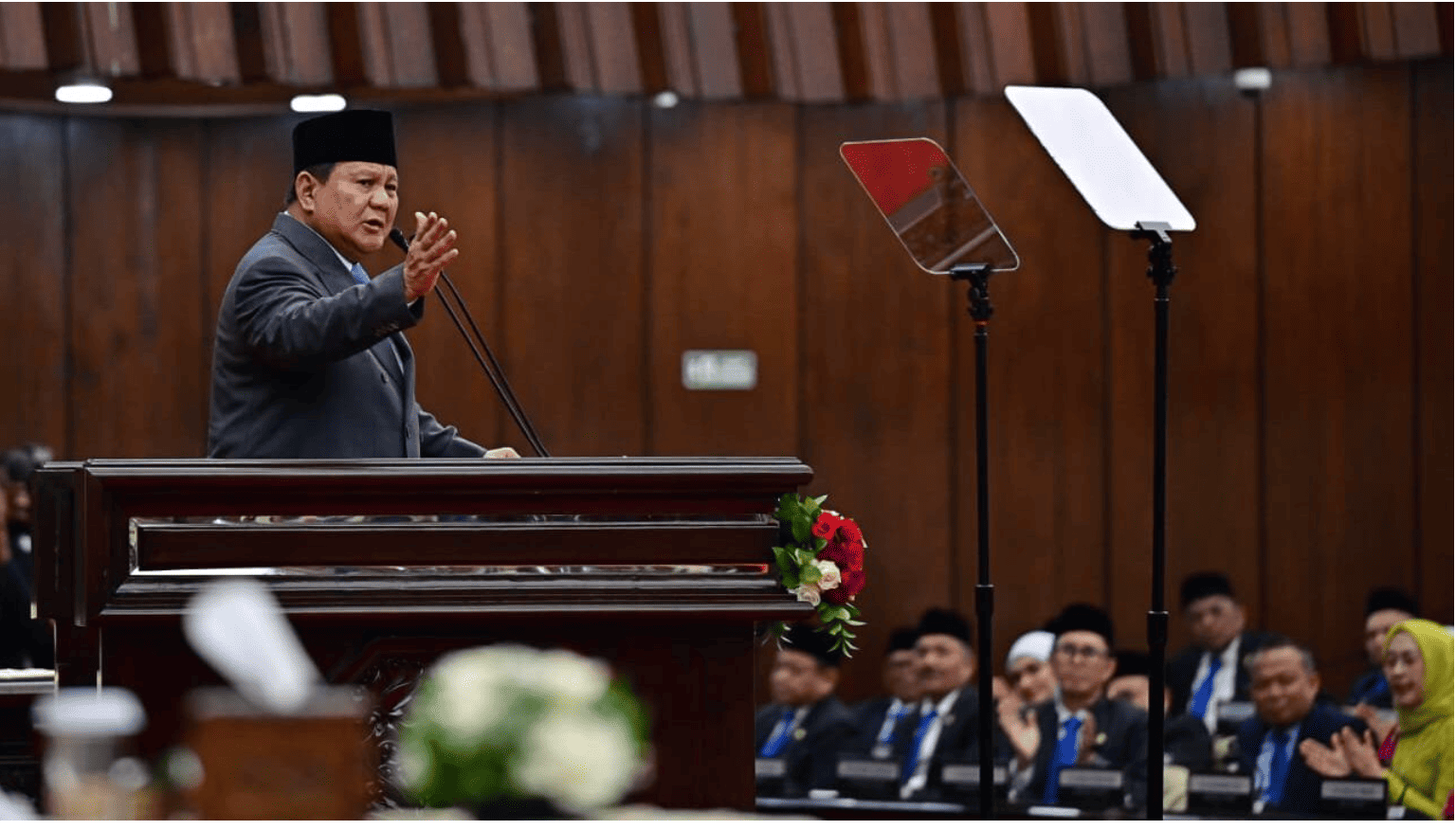 <p>Presiden Prabowo menyampaikan Pidato Kenegaraan pada Sidang Tahunan MPR-RI dan Sidang Bersama DPR-RI dan DPD-RI di Gedung Nusantara, Jakarta, Jumat, 15 Agustus 2025. (Dok. BPMI Setpres/Muchlis Jr)</p>
