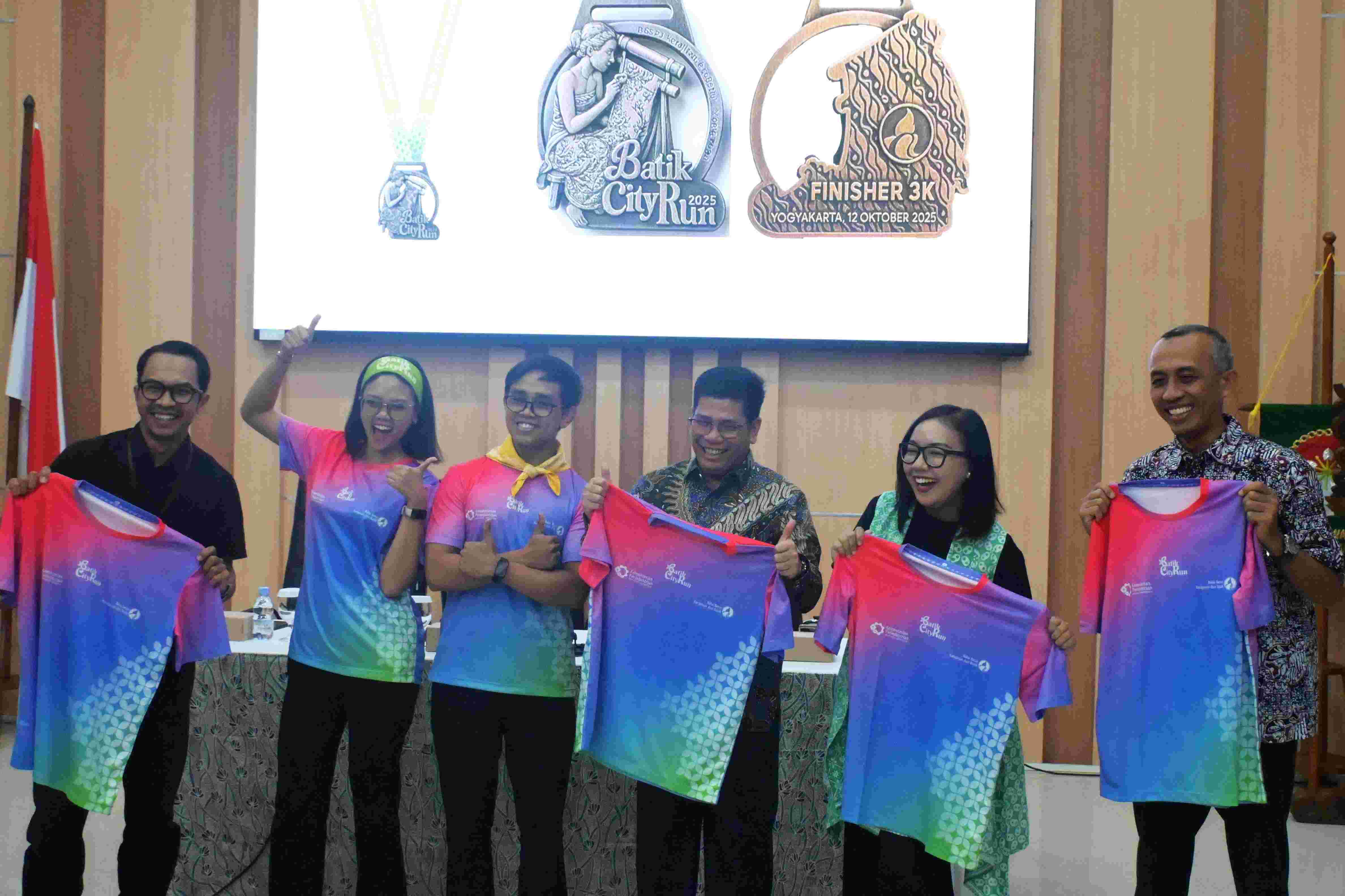 <p>Balai Besar Standardisasi dan Pelayanan Jasa Industri Kerajinan dan Batik (BBSPJIKB) Kemenperin akan menggelar Batik City Run 2025 pada 12 Oktober 2025 di Yogyakarta, bertepatan dengan perayaan Hari Batik Nasional. (Dok. Kemenperin)</p>
