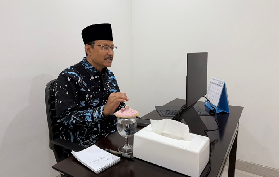 <p>Mensos Saifullah Yusuf mengatakan, jika sebanyak 55 ribu data penerima bansos anomalis sudah dihentikan penyalurannya, termasuk kepada ASN hingga pegawai BUMN. (Foto: Kemensos).</p>
