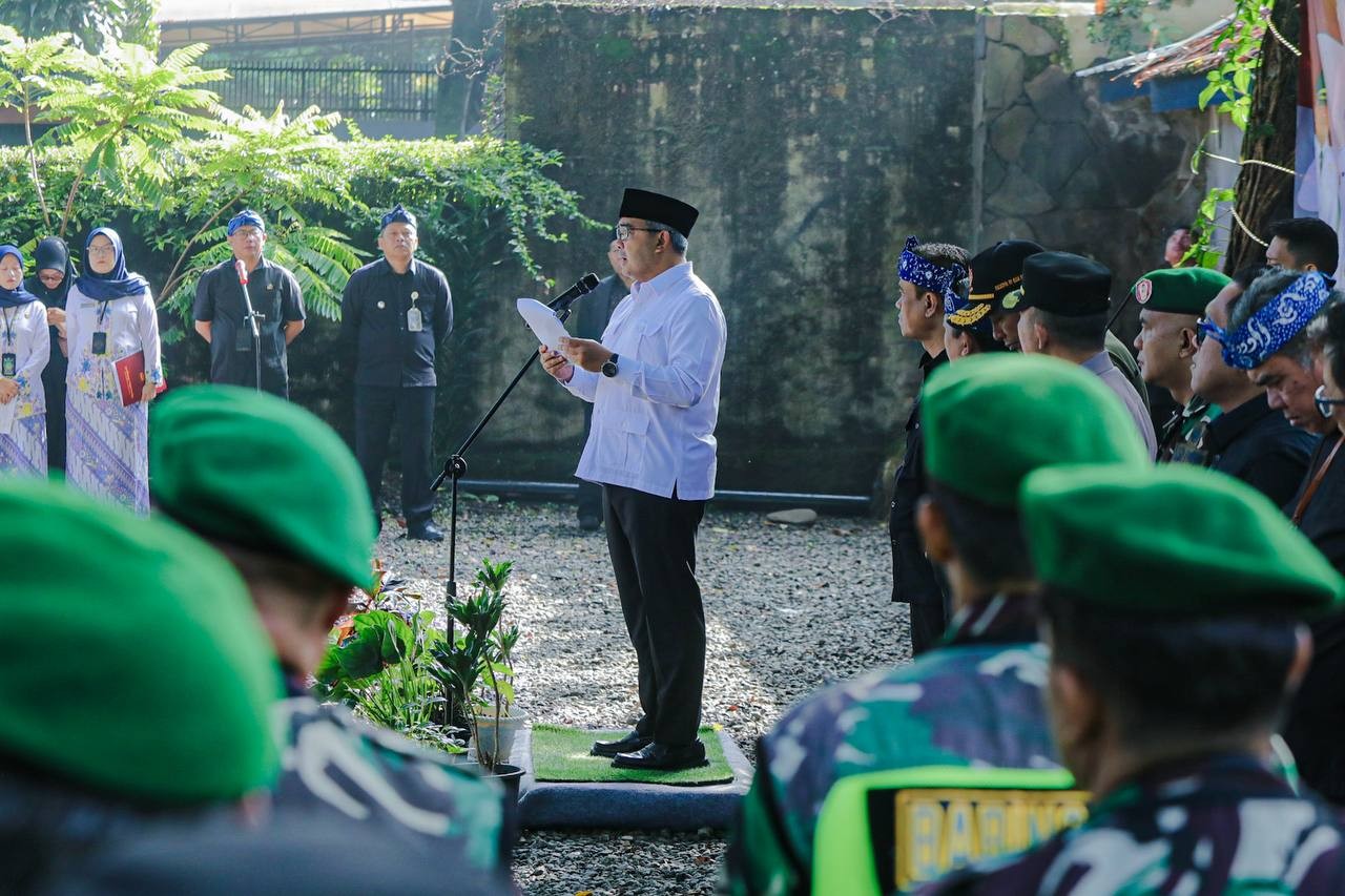 <p>Wali Kota Bandung, Muhammad Farhan, meresmikan pembantukan Satgas Anti Premanisme di Kecamatan Sukajadi, Kota Bandung, Kamis, 15 Mei 2025. (Dok.Pemkot Bandung) </p>
