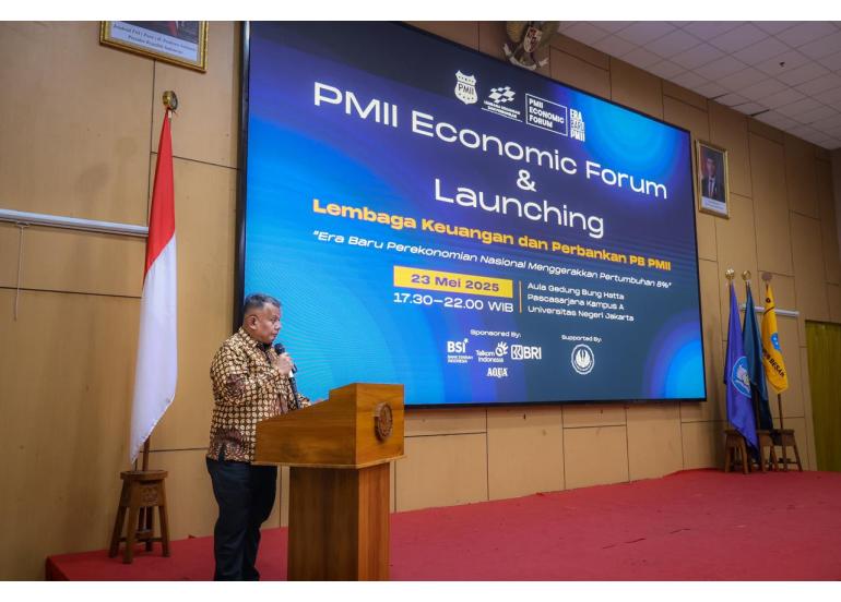 <p>Wamen UMKM Helvi Moraza menyampaikan pemaparan saat membuka acara PMII Economic Forum 2025: Era Baru Perekonomian Nasional, Menggerakkan Pertumbuhan 8 Persen di Jakarta. (Dok.Kementerian UMKM)</p>
