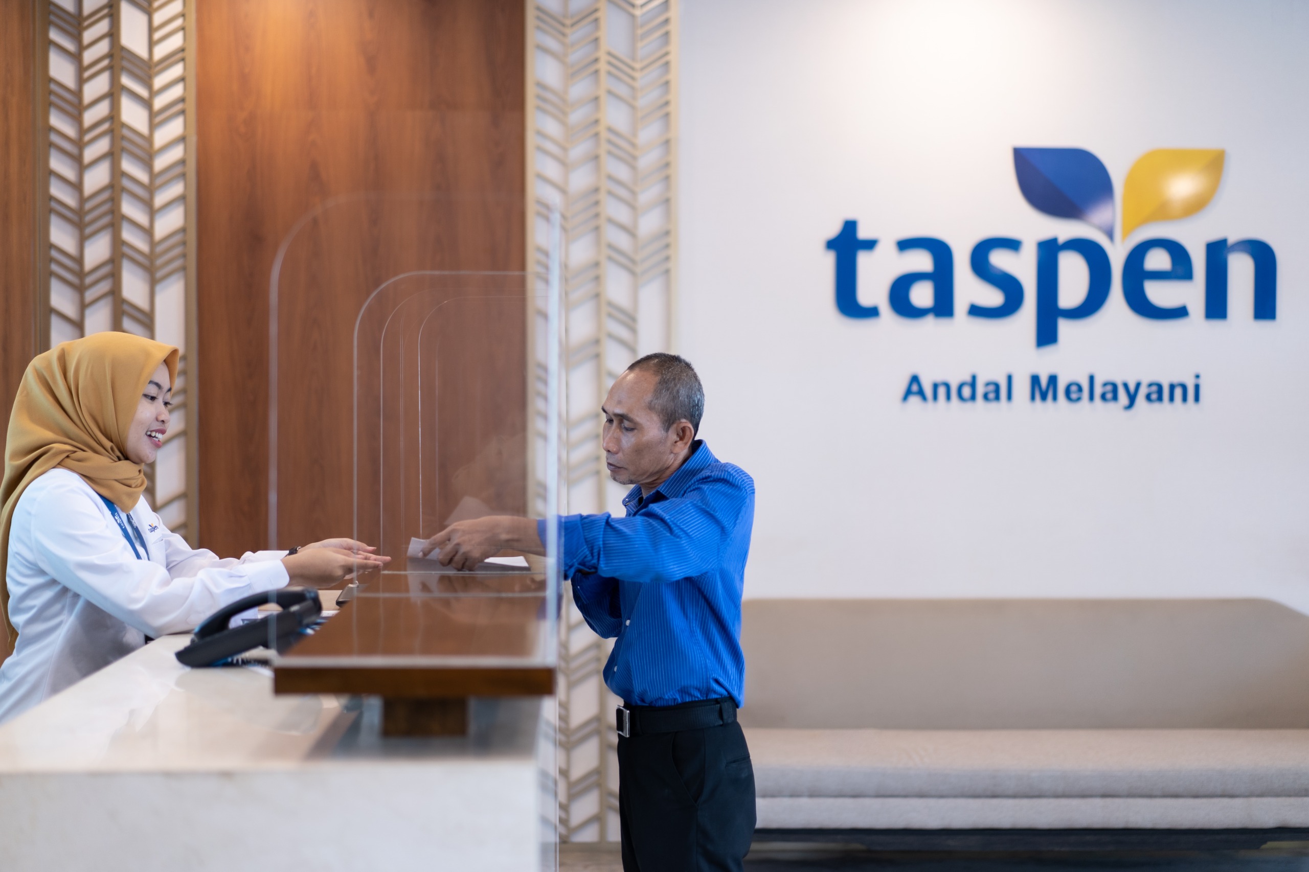 <p>Resmi! Pensiunan PNS Dapat Gaji Plus 4 Tunjangan Bulanan Sesuai UU ASN 2023. Foto taspen.co.id.</p>
