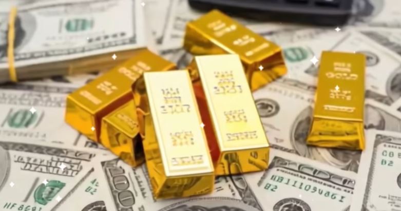 <p>Harga emas hari ini 12 Desember 2025 naik tipis, Antam Rp2.431.000, UBS Rp2.498.000, Galeri 24 Rp2.459.000, cek update buyback dan tren emas. Foto SS Youtube LaOde Mbena.</p>
