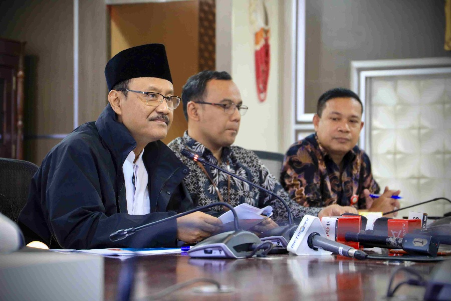 <p>Mensos Saifullah Yusuf mengungkapkan jumlah penerima bansos baru setengah juta dari total target KPM bansos PKH dan BPNT tahap 2 2025. (Foto: Kemensos).</p>
