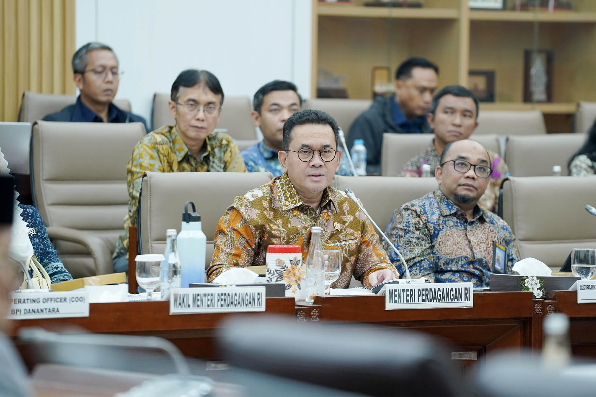 Raker Kemendag dengan DPR Bahas Penguatan Industri Baja Nasional, Pakaian Bekas dan Perlindungan Konsumen
