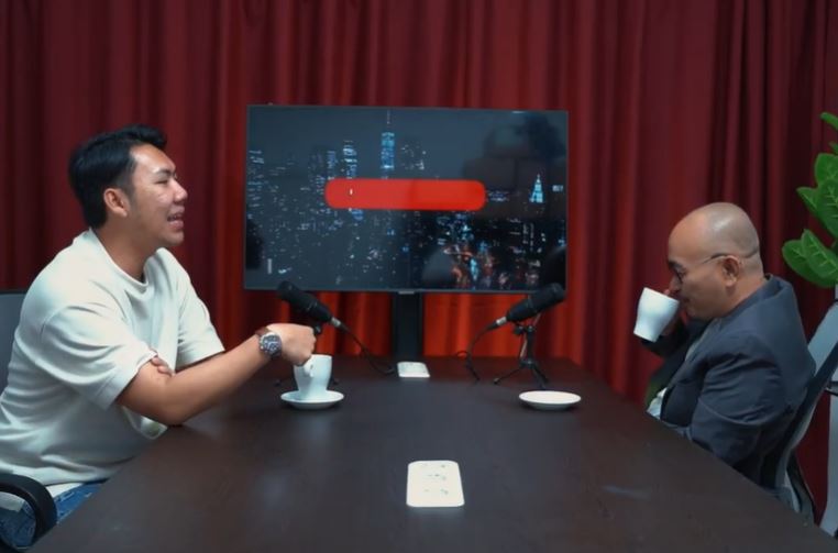 <p>Cara dapat Rp1 Miliar pertama&nbsp;- Siapa sangka mobil Grand Max jadi saksi bisu kesuksesan Boni Anggara. Ada kisah haru di balik cicilan mobil yang membawanya raih kekayaan Rp1 Miliar di usia muda.</p>
