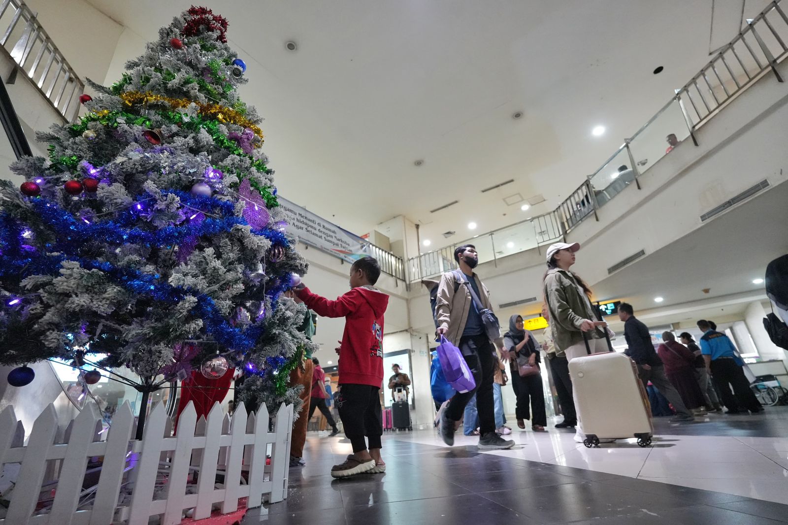 Sebanyak 10,11 Juta Orang Lakukan Perjalanan dengan Angkutan Umum sejak 18- 26 Desember 2025 