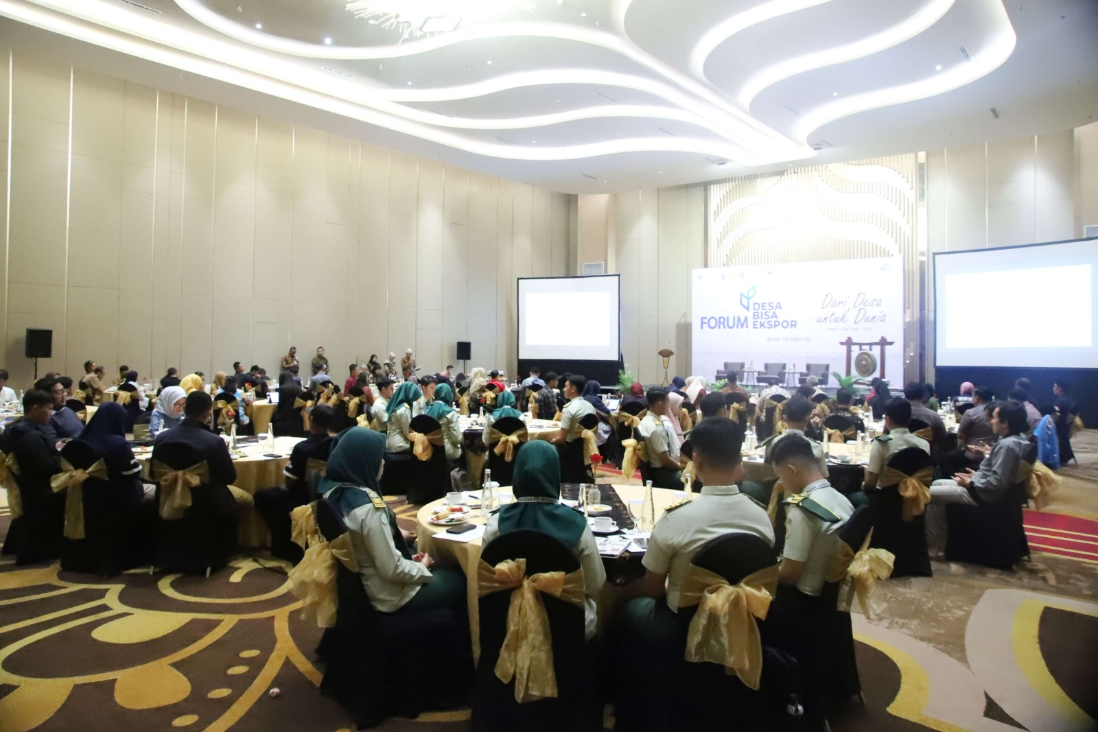 <p>Direktur Jenderal Pengembangan Ekspor Nasional Kementerian Perdagangan Fajarini Puntodewi di acara Forum Desa BISA Ekspor: Dari Desa untuk Dunia – Chapter Jawa Timur yang digelar Kementerian Perdagangan di Malang, Jawa Timur, Selasa, 2 Desember 2025. (Dok. Kemendag)</p>
