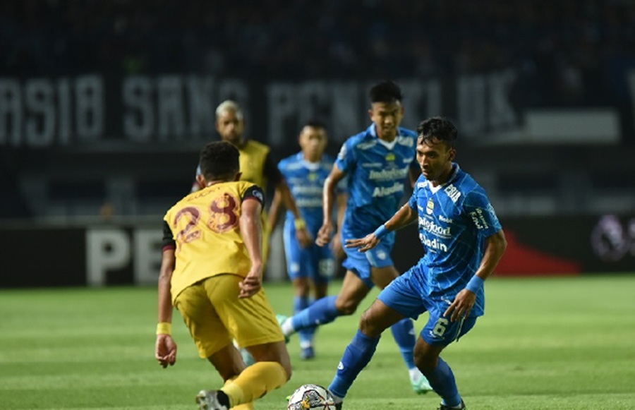 <p>Dua pemain lokal Persib berpotensi dipinjamkan ke klub lain usai kedatangan Thom Haye dan Federico Barba. (Foto: Persib).</p>
