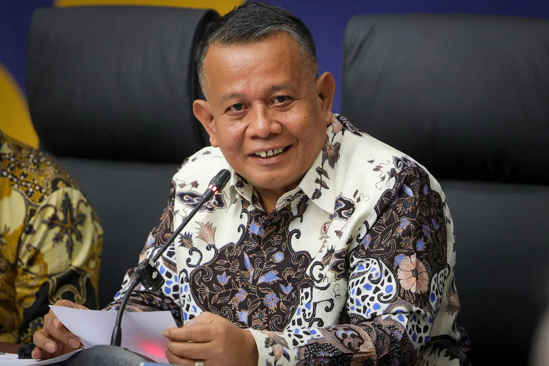 <p>Wakil Menteri Usaha Mikro, Kecil, dan Menengah (UMKM), Helvi Moraza,  seusai memimpin Rakor KUR Regional Indonesia Bagian Timur di Makassar, Kamis,  28 Agustus 2025. (Dok. Kemen UMKM)</p>

<p> </p>
