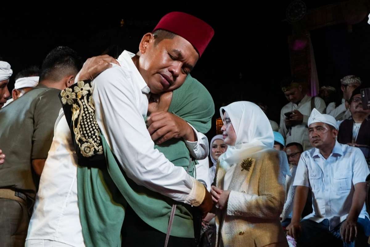 <p>Gubernur Jawa Barat Dedi Mulyadi saat menggelar pertamuan dengan warga di Purwakarta, Jawa Barat. (Dok.Pemprov Jabar)</p>
