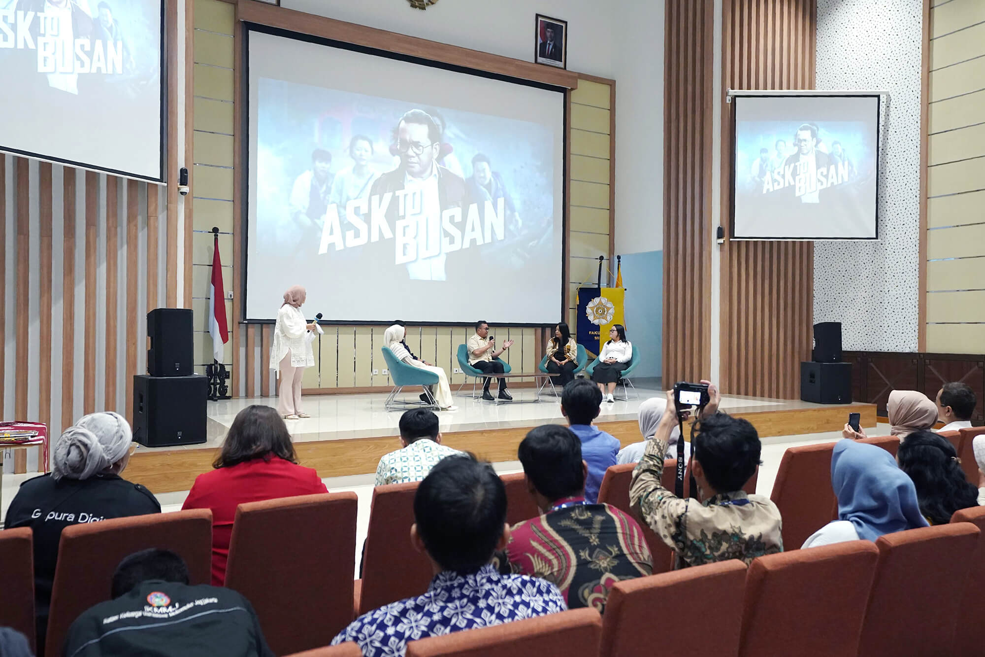 <p>Menteri Perdagangan Budi Santoso menjadi pembicara pada sesi 'Ask to Busan' dalam program Gemini Academy di Kampus UGM Yogyakarta, Jumat, 23 Mei 2025. (Dok. Kemendag)</p>
