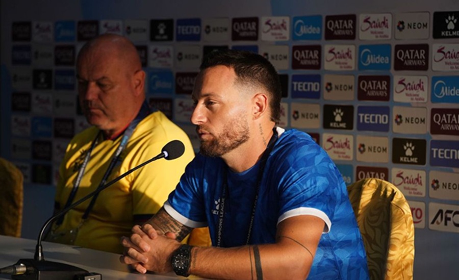 <p>Kapten Persib, Marc Klok berharap bisa melanjutkan tren positif timnya saat berjumpa Selangor FC. Foto: Persib.</p>
