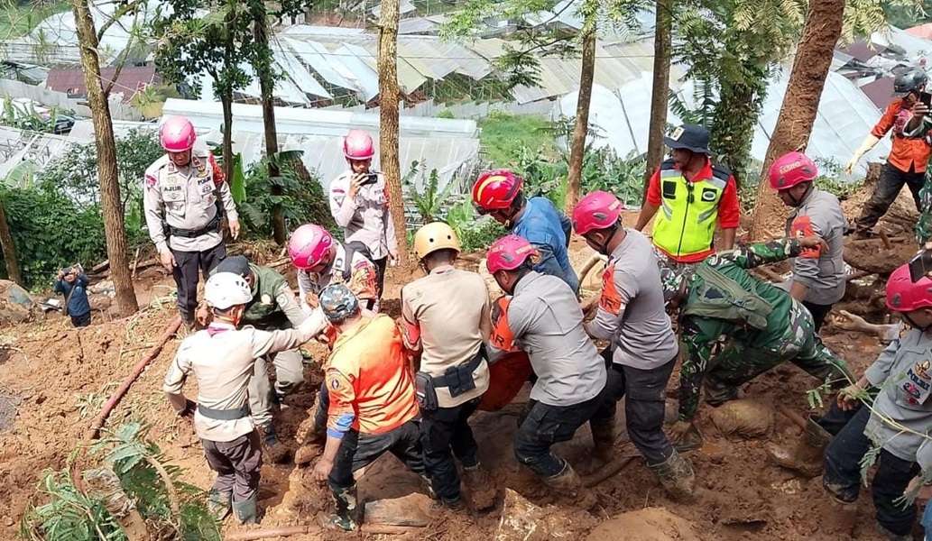 <p>Badan Penanggulangan Bencana Daerah (BPBD) Kabupaten Bogor untuk melakukan evakuasi, penanganan darurat, dan distribusi logistik  bagi para korban. (Dok.Pemkab Bogor)</p>

