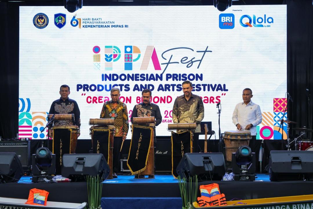 <p>Menteri UMKM Maman Abdurrahman menghadiri IPPA Fest 2025 diselenggarakan oleh Kemenimipas di Lapangan Banteng, Jakarta, pada Senin, 21 April 2025. (Dok.Kementerian UMKM) </p>
