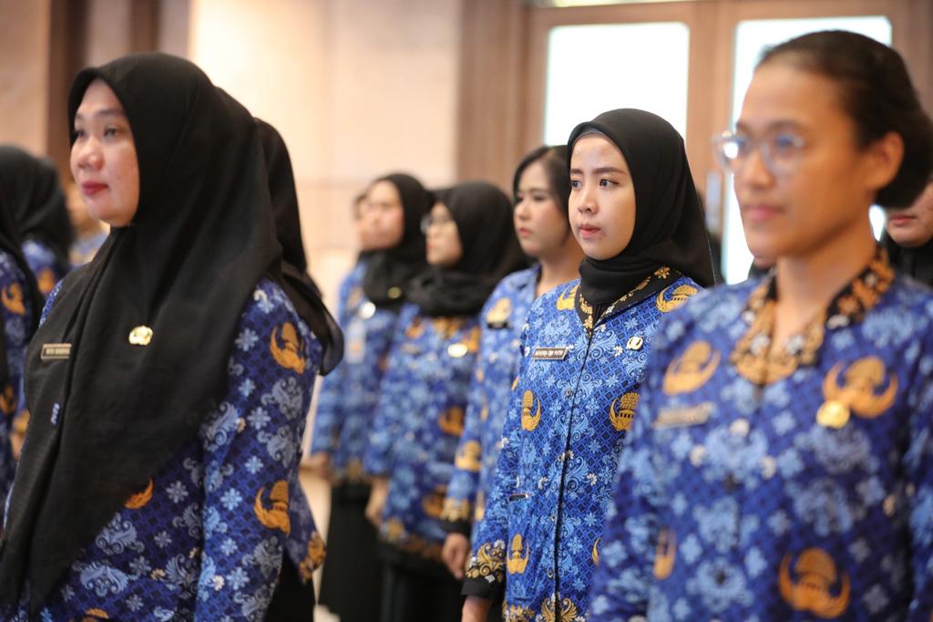 <p>Ilustrasi kenaikan gaji asn. Simak update lengkap terkait kenaikan gaji asn dan pensiunan di tahun 2025 ini. Kabar gembira bagi ASN, cek selengkapnya! Foto: Badan Kepegawaian dan Pengembangan</p>
