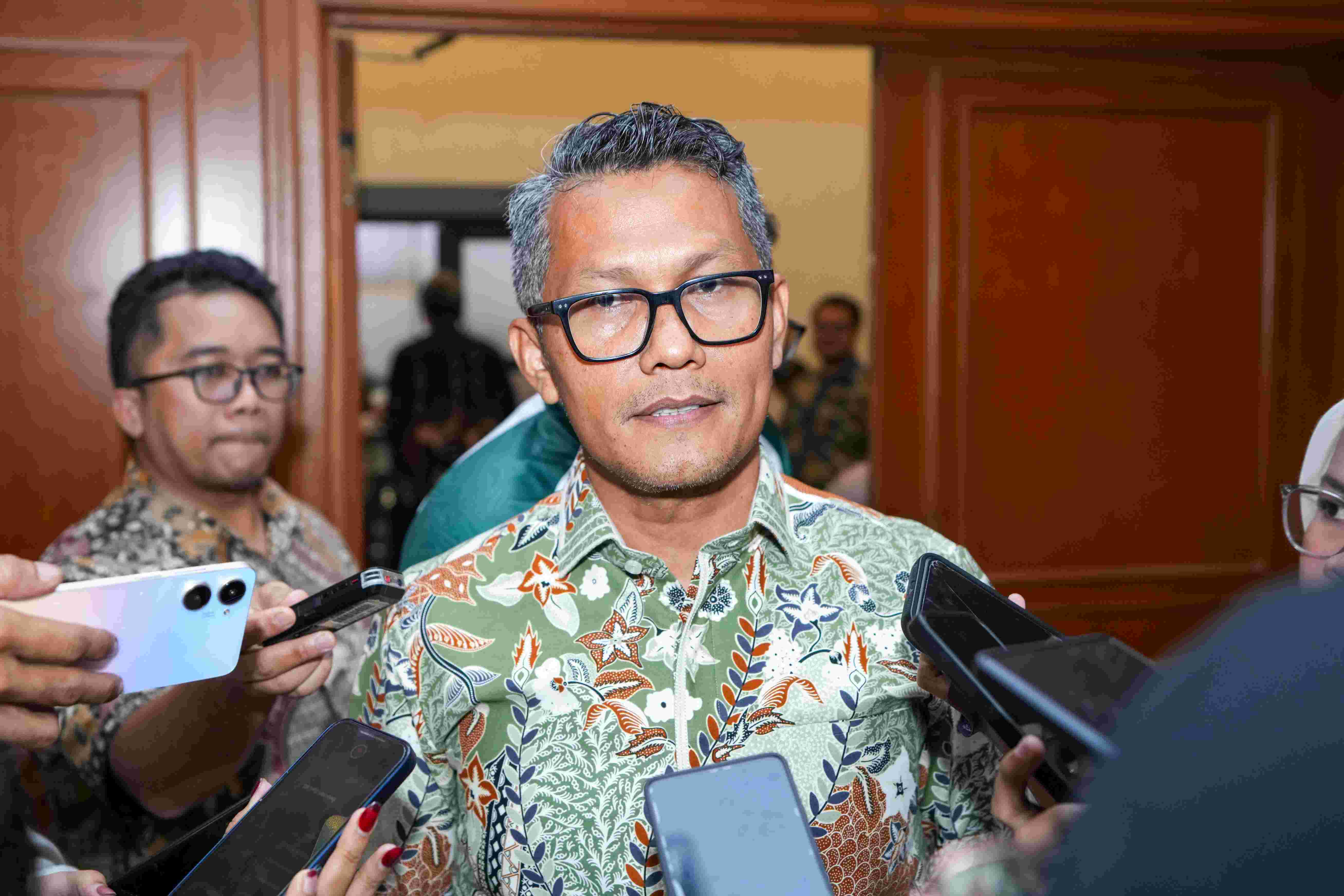 <p>Juru Bicara Kemenperin, Febri Hendri Antoni Arief</p>

<p> </p>
