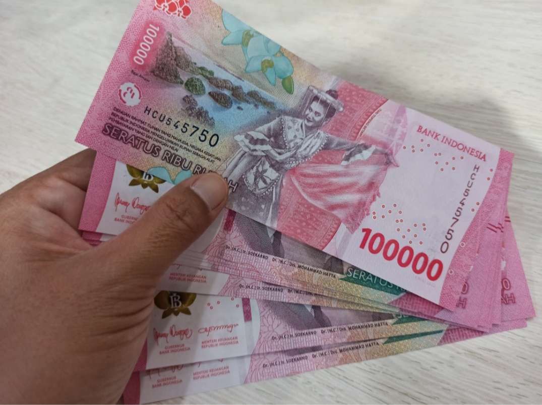 <p>Ilustrasi BSU BPJS Ketenagakerjaan 2025 Cair. Bantuan Subsidi Upah atau BSU BPJS Ketenagakerjaan diberikan hingga Rp1 Juta bagi peserta aktif. Simak cara daftarnya! Foto: RRI.co.id</p>
