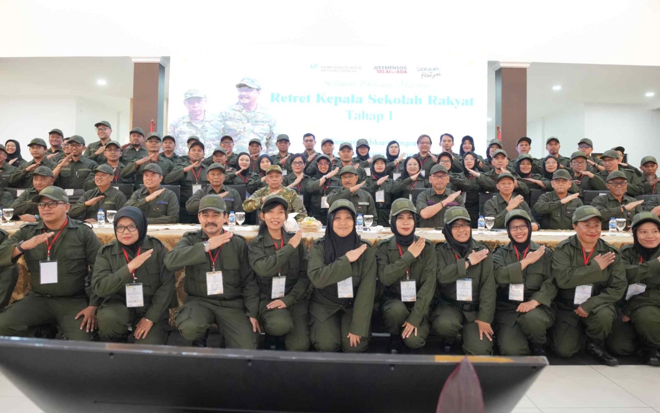 <p>Ilustrasi para Kepala Sekolah Rakyat dari berbagai daerah mengikuti Retret Nasional Tahap I di Jakarta, membentuk semangat tim solid demi pendidikan berkualitas. Foto: freepik.com</p>
