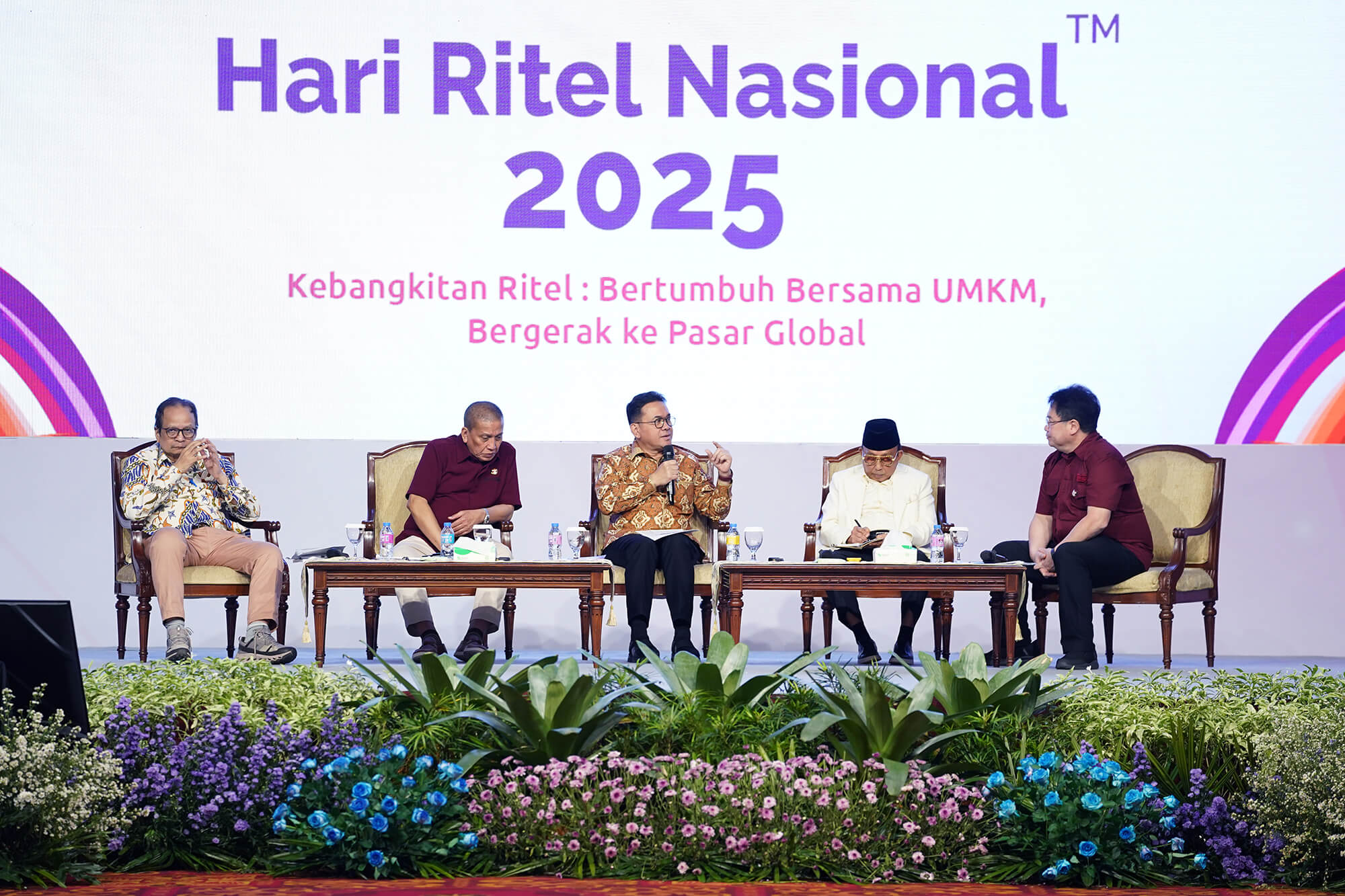 <p>Menteri Perdagangan Budi Santoso menjadi narasumber pada acara diskusi Hari Ritel Nasional 2025 di Balai Sudirman, Jakarta, Selasa, 11 November 2025. (Dok. Kemendag)</p>
