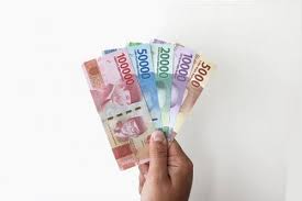 <p>Ilustrasi uang rupiah. Simak cara cek pencairan bansos PKH dan BPNT bulan Oktober 2025.</p>
