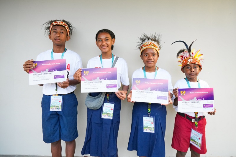 <p>Ilustrasi anak sekolah indonesia. Cara daftar ulang PIP agar tetap cair! Sudah cek status anak Anda? Jangan sampai bantuan tiba-tiba terhenti! Foto puslapdik.dikdasmen.go.id</p>
